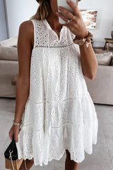 Minivestido sin mangas con volantes calados